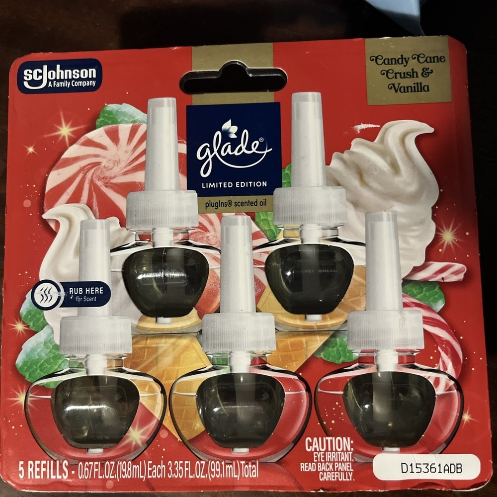 Glade PlugIns Scented Oil Refills–Candy‎ Cane Crush & Vanilla–5 Count